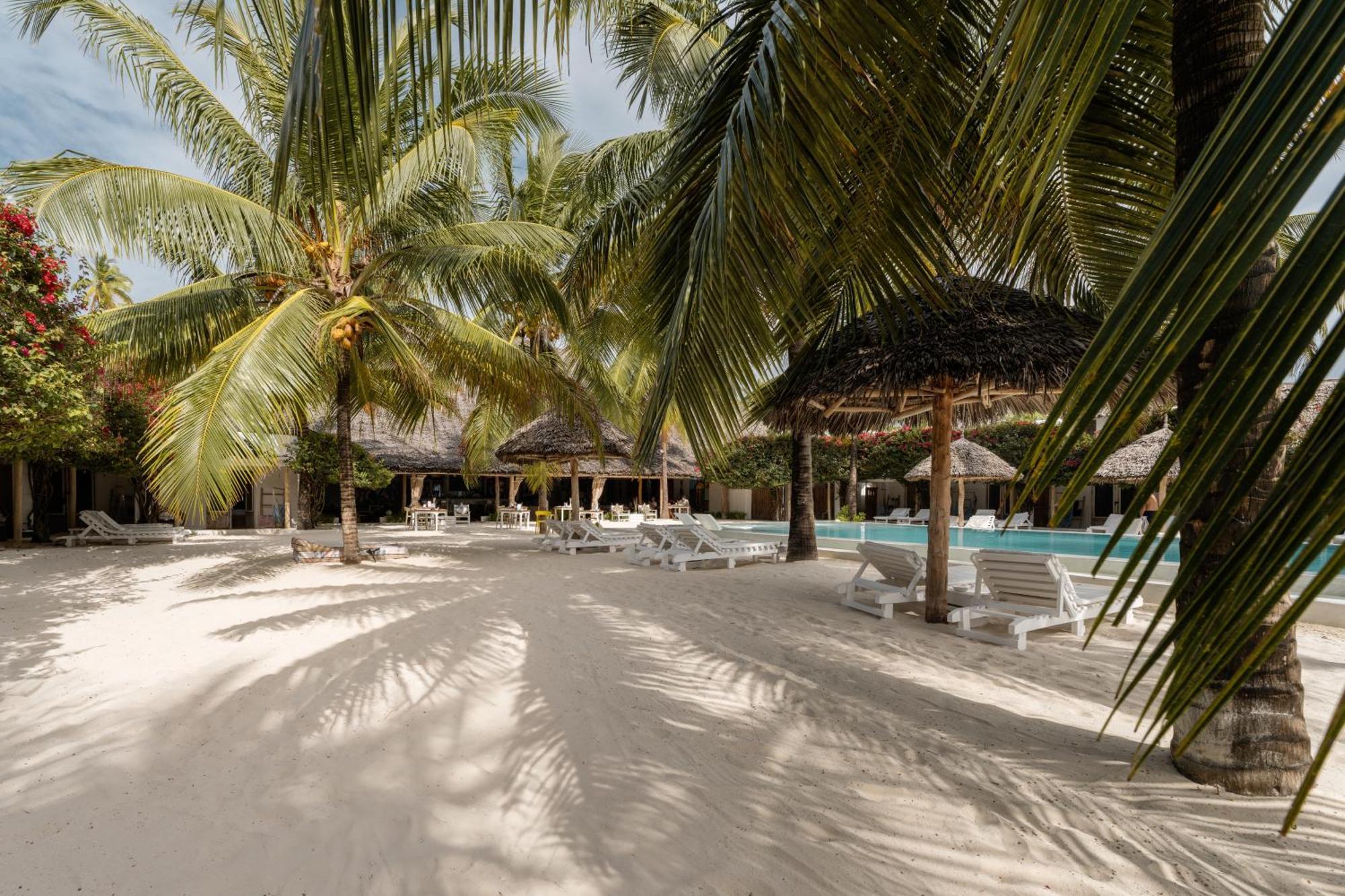 The Loop Beach Resort (Adults Only) Джамбіані Екстер'єр фото
